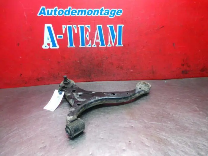 Front wishbone, left Hyundai Santafe