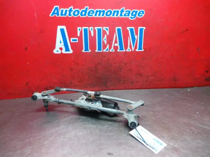 Wiper motor + mechanism Toyota Yaris