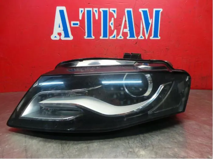 Headlight, left Audi A4