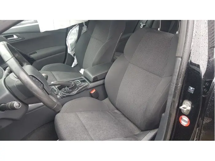 Seat, left Peugeot 508