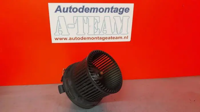 Heating and ventilation fan motor Peugeot 207