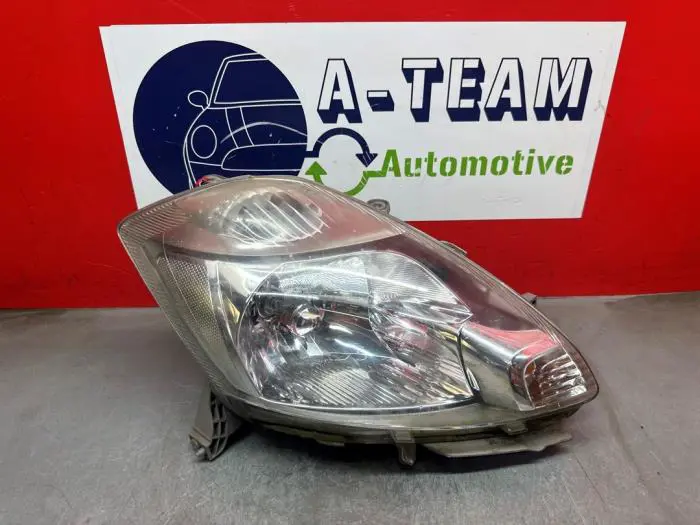 Headlight, right Daihatsu Sirion