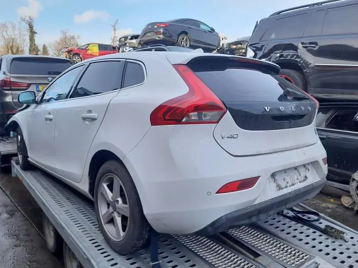 Radiator fan Volvo V40