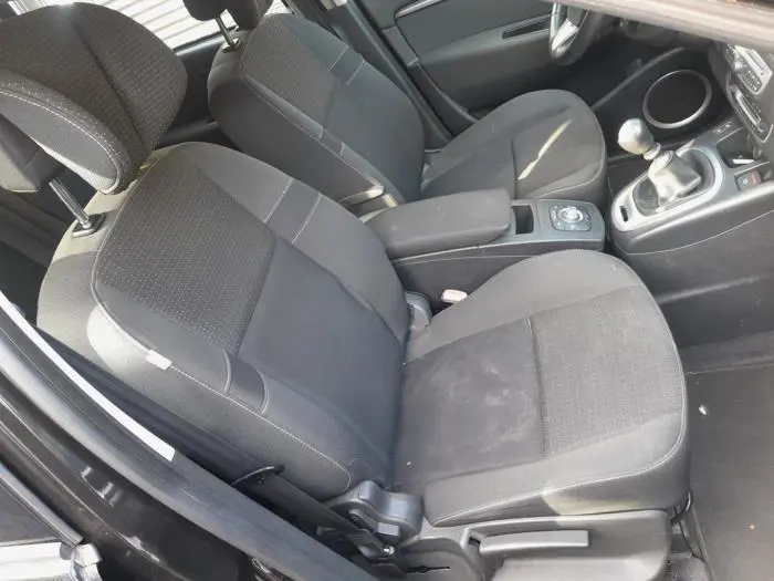 Seat, right Renault Grand Scenic