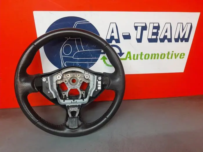 Steering wheel Nissan Juke