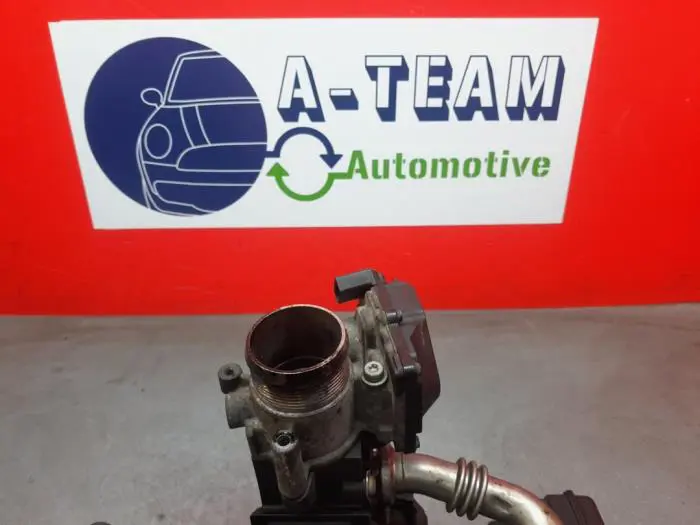 Throttle body Volkswagen Polo