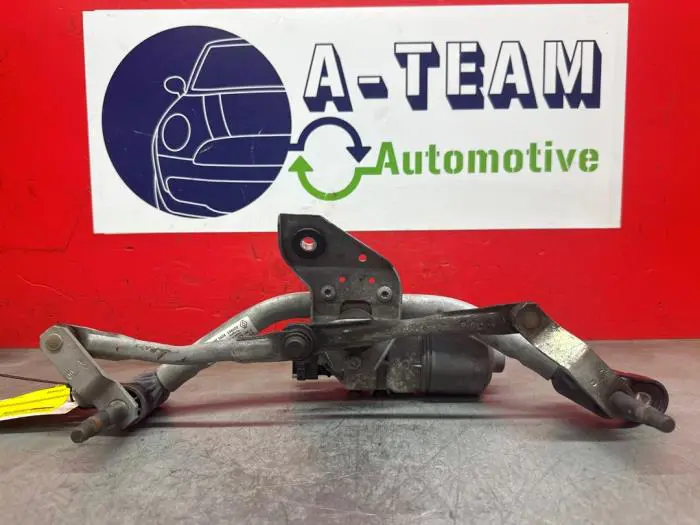 Wiper motor + mechanism Renault Twingo