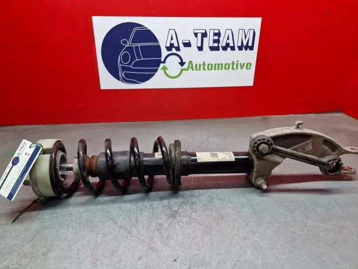 Fronts shock absorber, left Audi A6