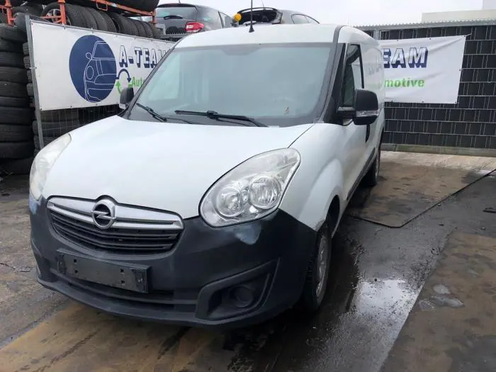 Air conditioning pump Opel Combo