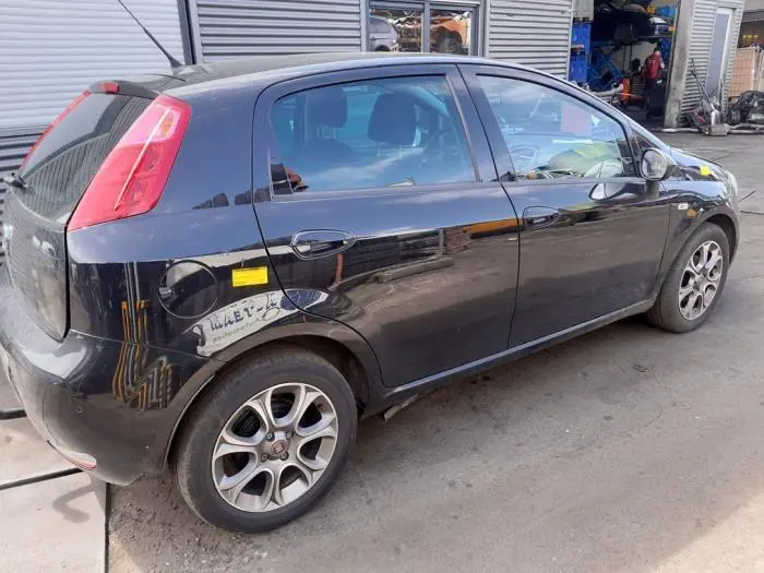 Rear door 4-door, right Fiat Punto