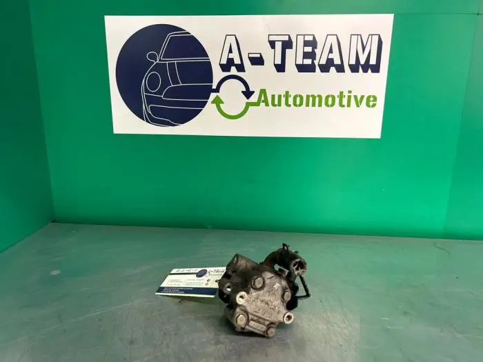 Power steering pump Volkswagen Golf