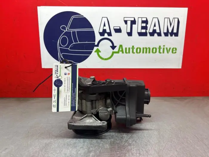 Power steering pump Mercedes C-Klasse