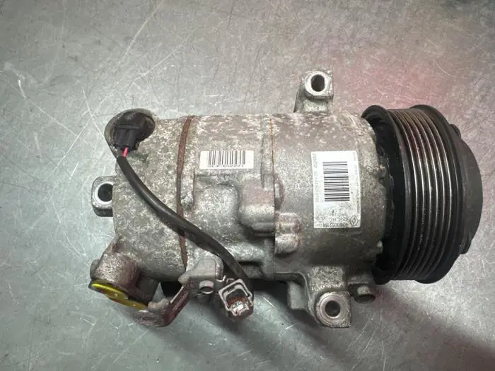 Air conditioning pump Renault Megane