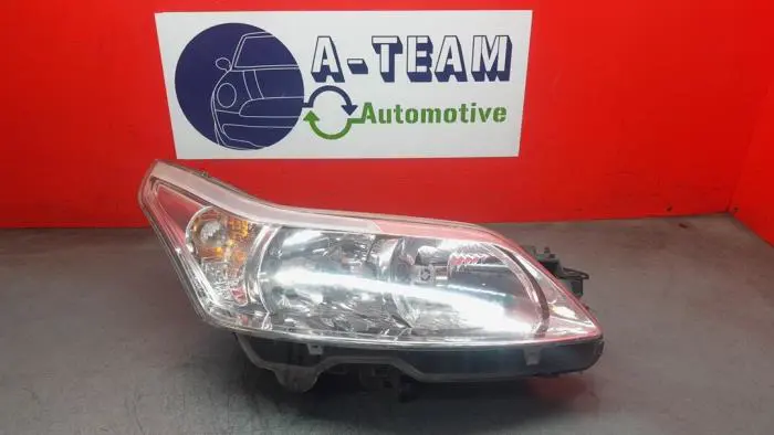 Headlight, right Citroen C4