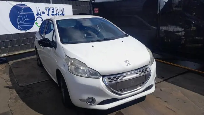 Air conditioning line Peugeot 208