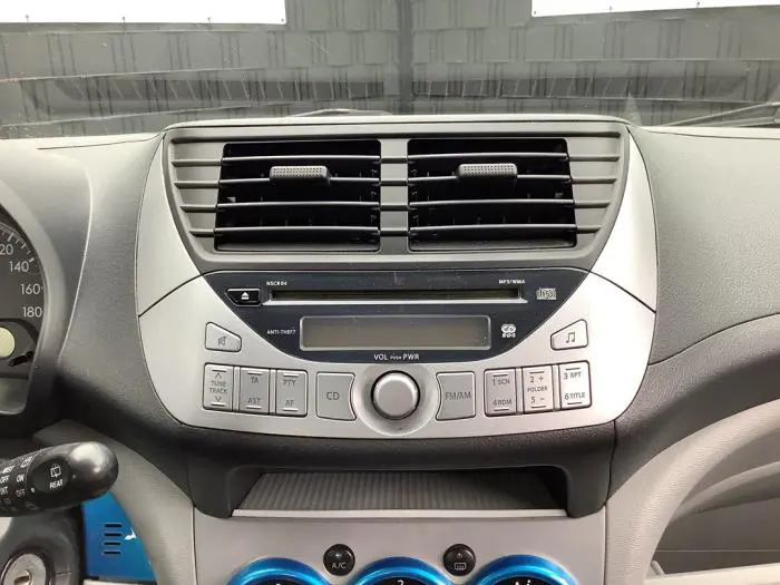 Radio CD player Suzuki Alto