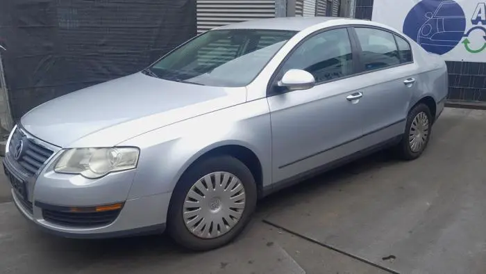 Portier 4Deurs links-voor Volkswagen Passat