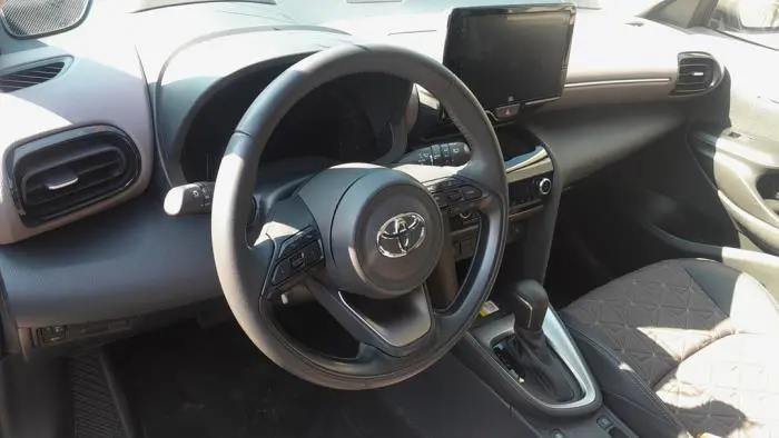 Steering column stalk Toyota Yaris Cross