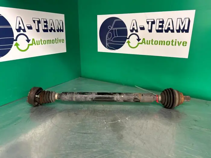 Front drive shaft, right Volkswagen Golf 04-