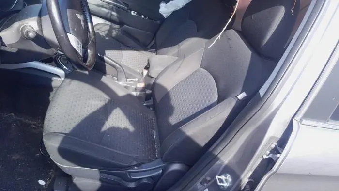 Seat, left Mitsubishi ASX