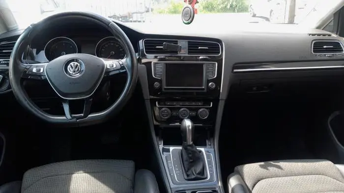 Radio CD player Volkswagen Golf