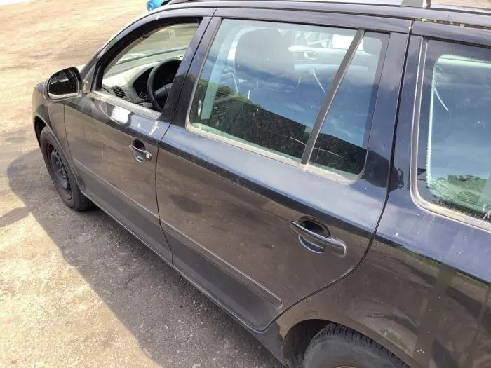 Rear door 4-door, left Skoda Octavia