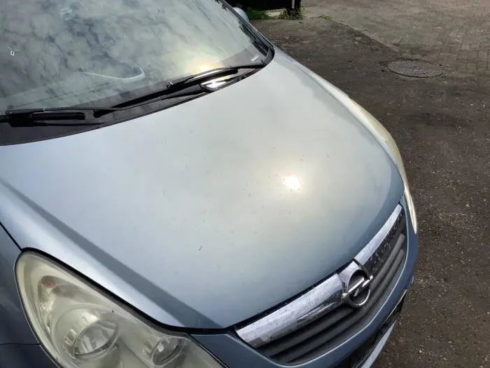 Bonnet Opel Corsa