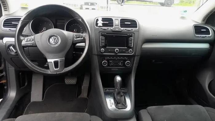 Navigation system Volkswagen Golf