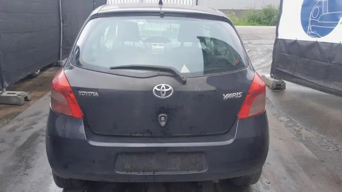 Tailgate Toyota Yaris