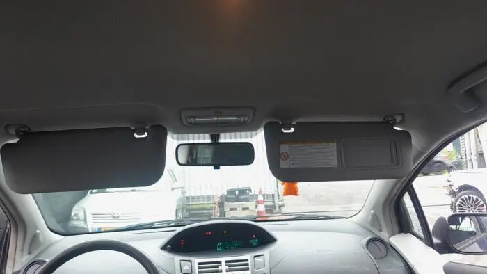 Sun visor Toyota Yaris