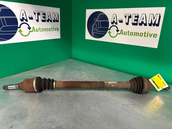 Front drive shaft, right Peugeot 207