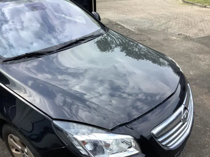 Bonnet Opel Insignia