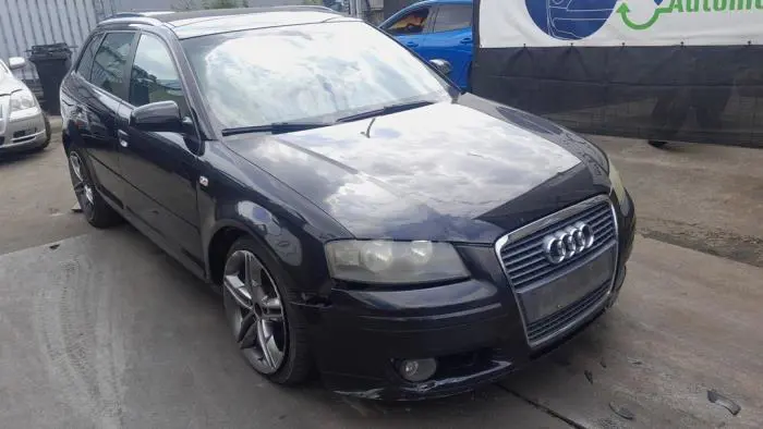 Headlight, right Audi A3