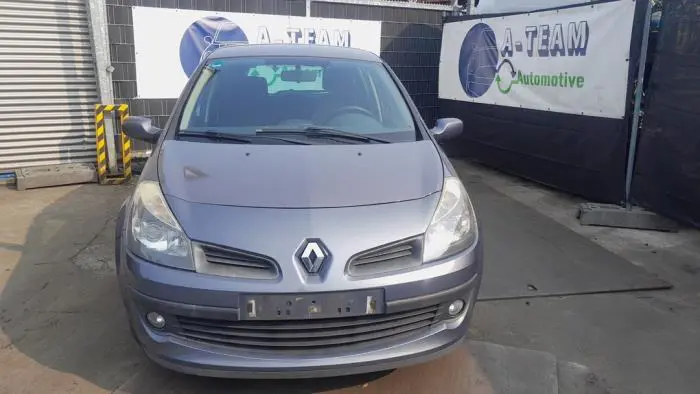 Bonnet Renault Clio