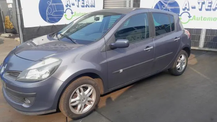 Door 4-door, front left Renault Clio