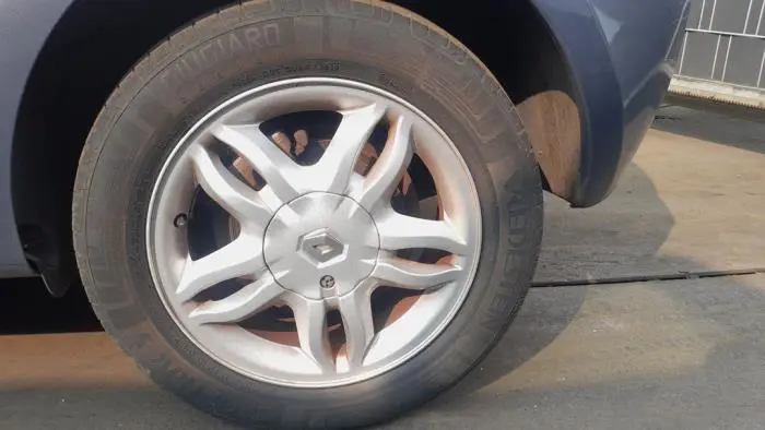 Set of wheels + tyres Renault Clio