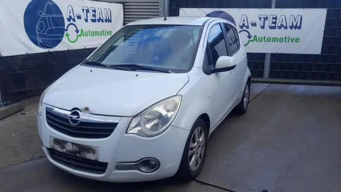 Petrol pump Opel Agila