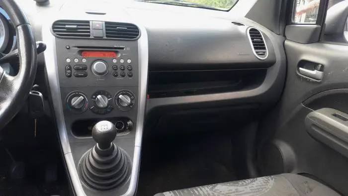 Radio CD player Opel Agila