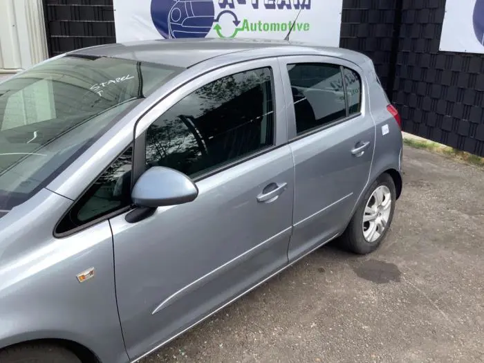 Door 4-door, front left Opel Corsa