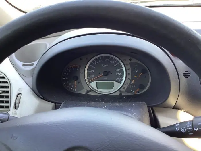 Instrument panel Nissan Almera Tino