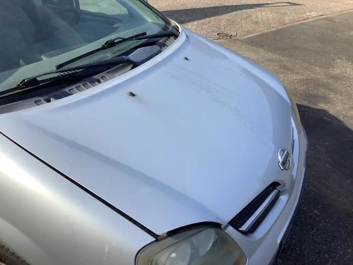 Bonnet Nissan Almera Tino