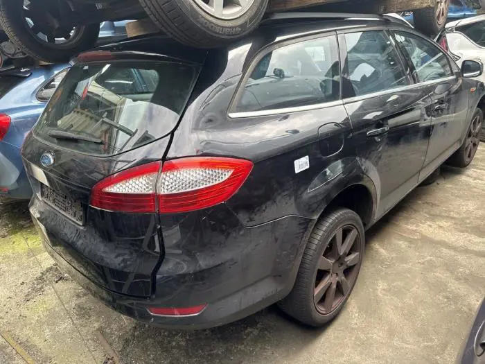 Rear door 4-door, right Ford Mondeo