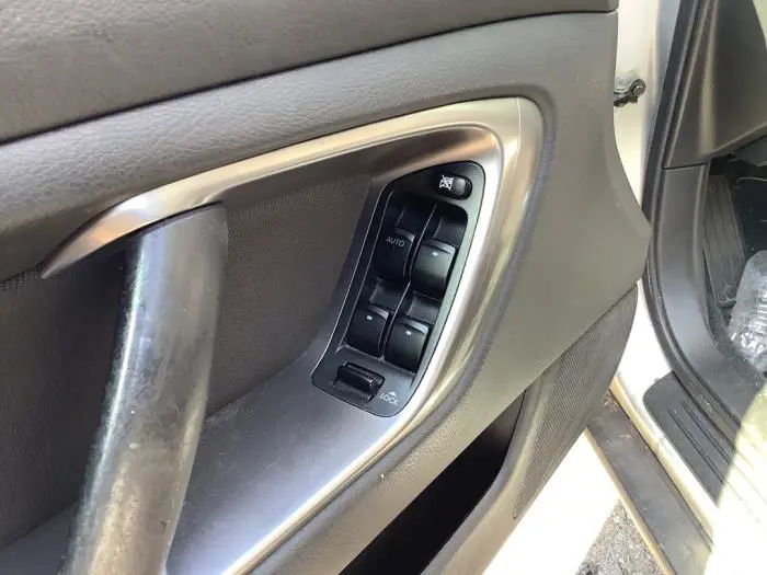 Electric window switch Subaru Outback