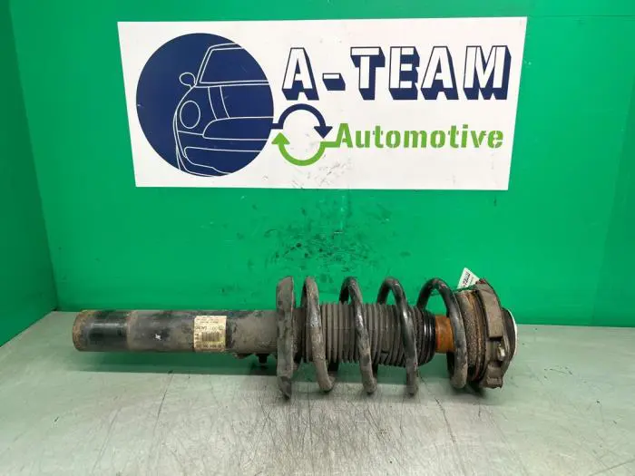 Fronts shock absorber, left Audi A3