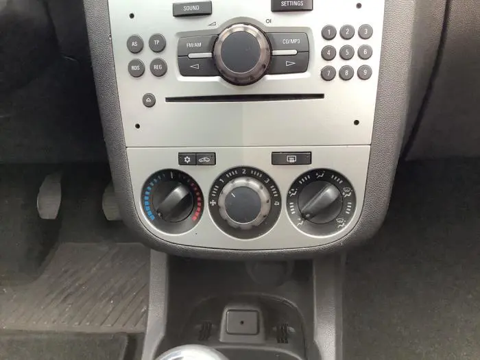 Heater control panel Opel Corsa