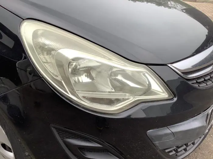 Headlight, right Opel Corsa