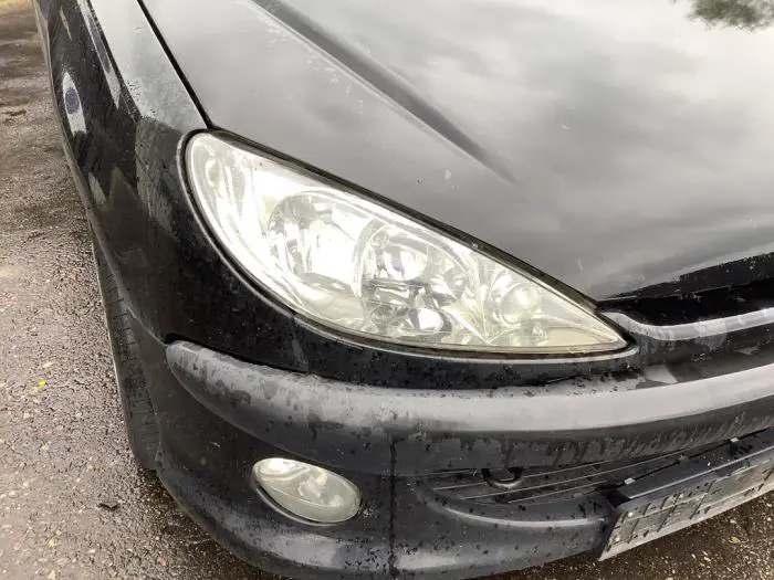 Headlight, right Peugeot 206