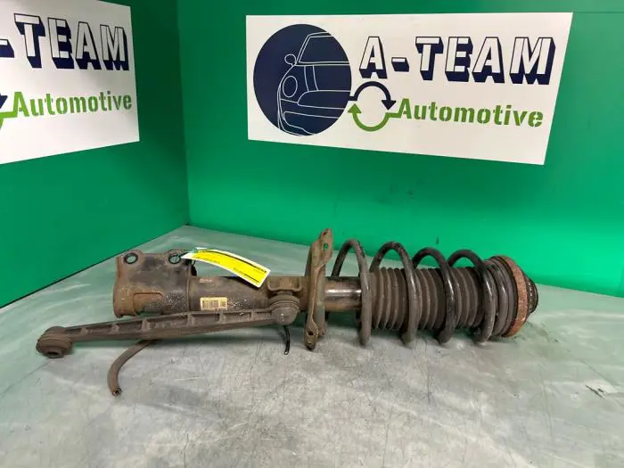 Fronts shock absorber, left Opel Astra