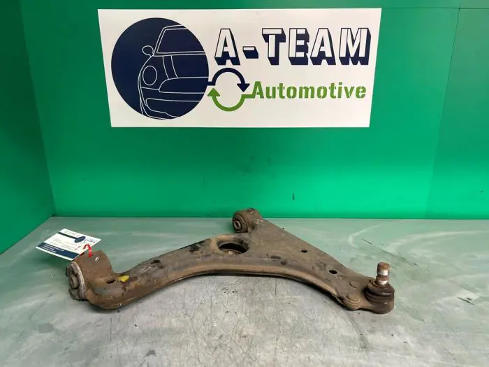 Front wishbone, right Opel Astra