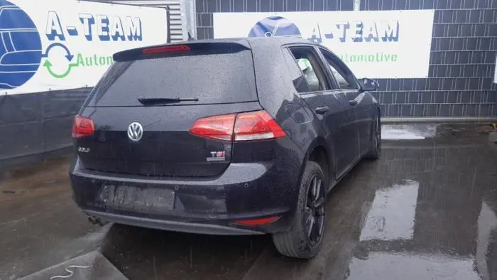 Rear-wheel drive axle Volkswagen Golf